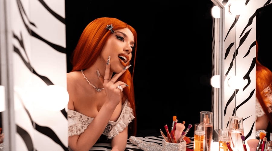 Yeri Mua anuncia su primer álbum: De&nbsp;Chava